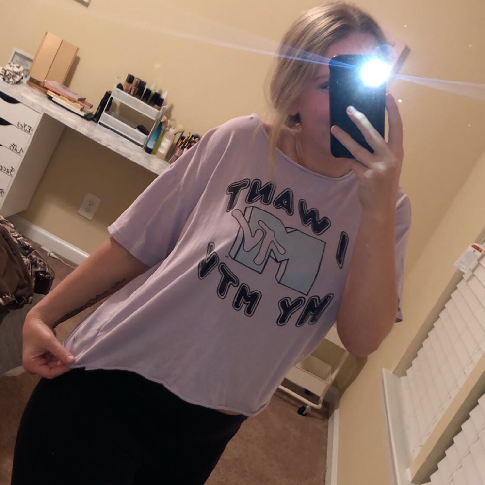 American Eagle MTV Shirt